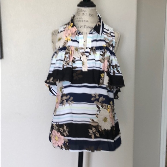 Guess Top - Picture 1 of 6